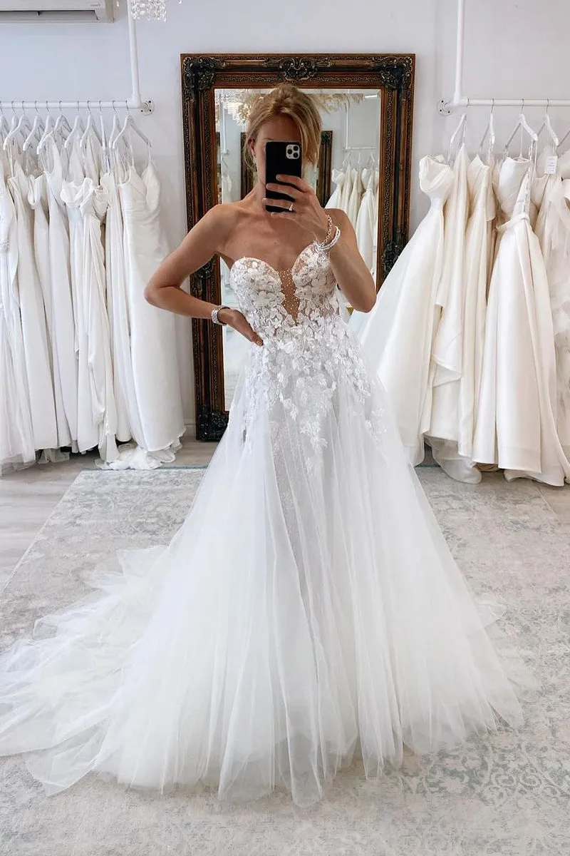 Gorgeous A-Line Strapless Tulle Lace Wedding Dresses VK24052101