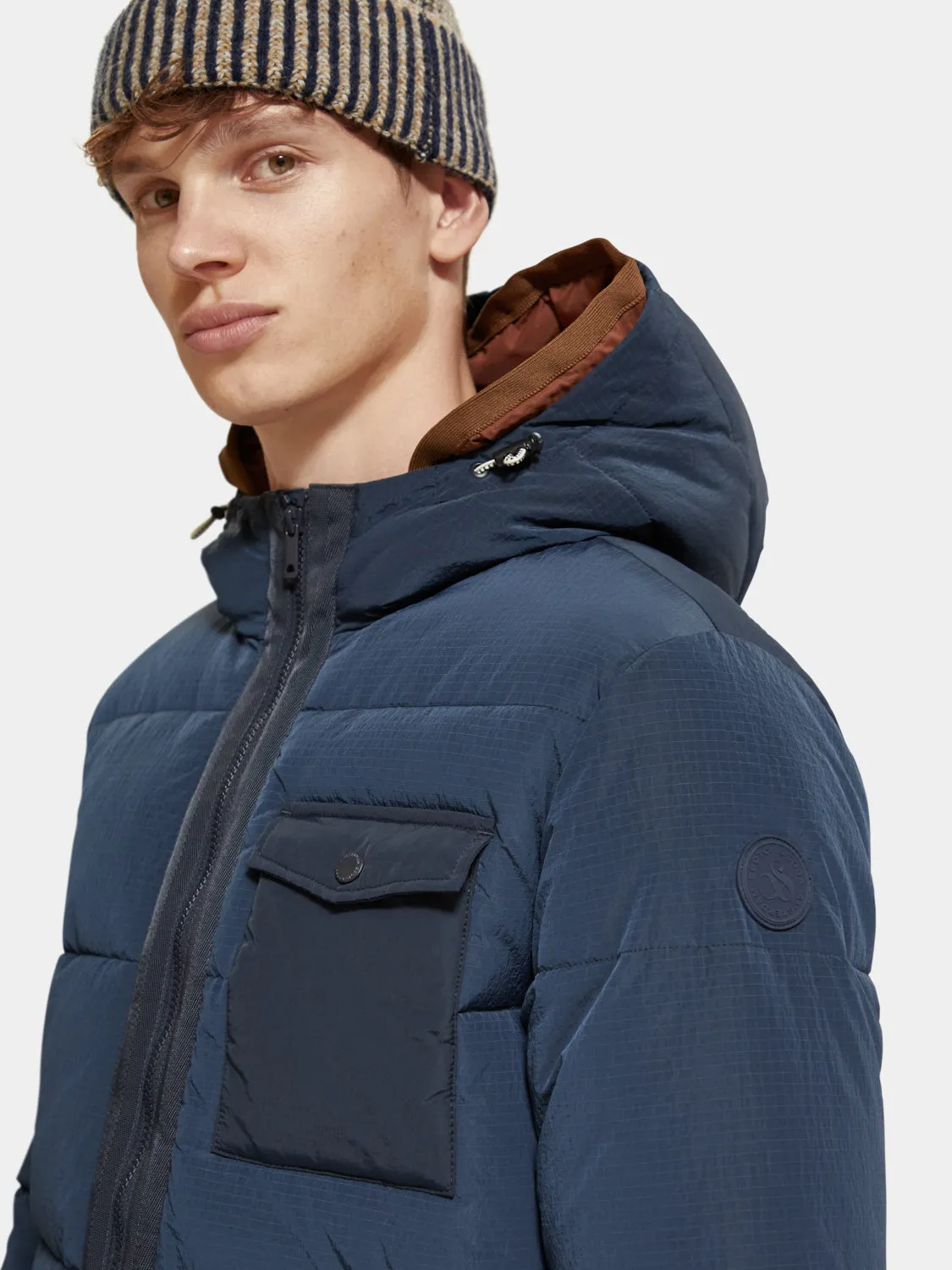Hooded puffer jacket